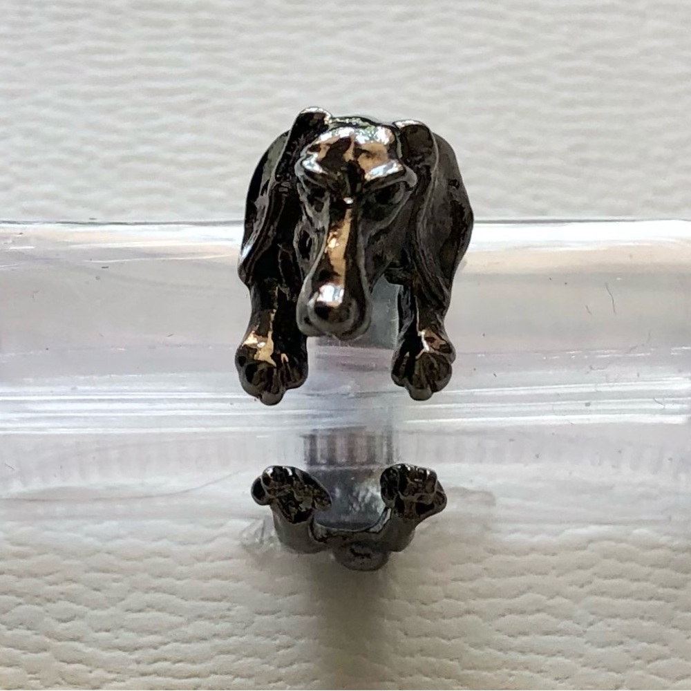 🐾♥️New Dark Gray/Black Dachshund Style Dog Hug Adjustable Open Ring🐾♥️🐾